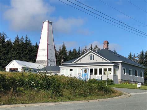 dr oakley vet clinic building tower