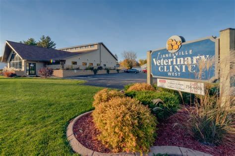 janesville vet clinic west