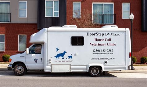 mobile vet clinic schedule near me